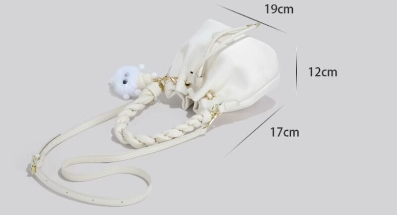 Underarm bucket bag - Image 5